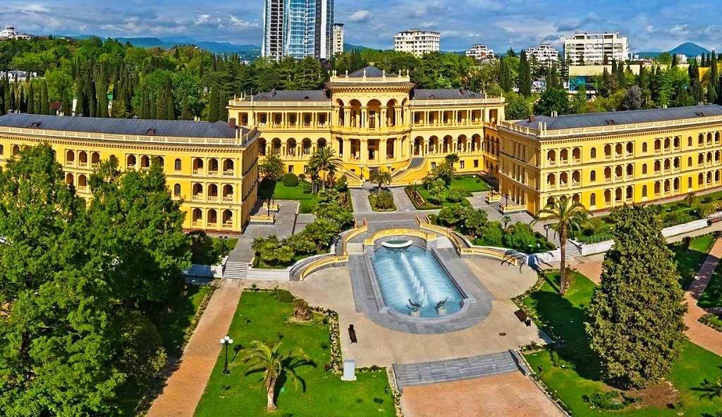 SALE OF MEDICAL SANATORIUM AND RECREATION HOUSES IN SOCHI