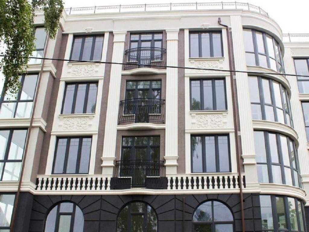 Продажа нового торгово офисного здания в центре Краснодара, Купить новое здание под гостиницу, отель, ресторан, магазин, медцентр в Краснодаре