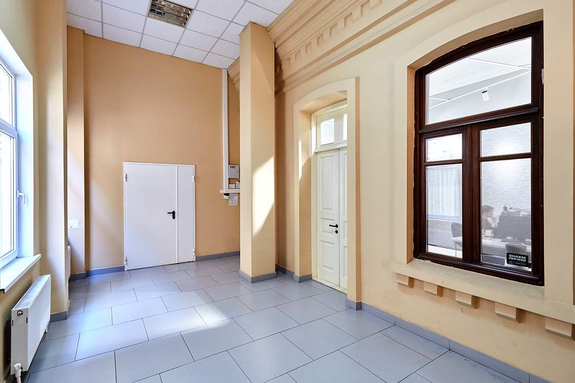 Продажа административное торгово офисное здание, коммерческий особняк в центре Краснодара, Купить коммерческое здание в Краснодаре, Продаются офисно торговые здания в Краснодаре