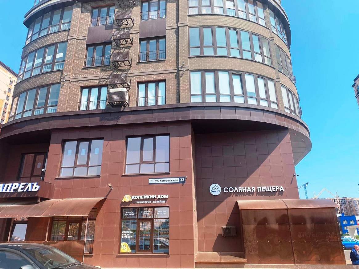 Продажа коммерческое помещение в Энке Краснодар, жк Достояние, Купить помещение под коммерцию в Краснодаре, Продается коммерция свободной планировки, отдельный вход, с фасадом, парковкой в Краснодаре