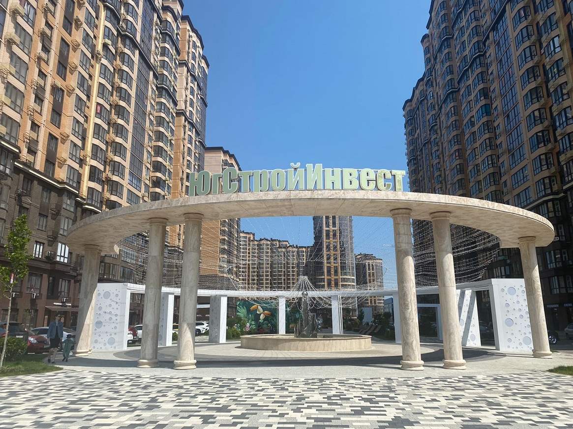 Продажа коммерческое помещение в Энке Краснодар, жк Достояние, Купить помещение под коммерцию в Краснодаре, Продается коммерция свободной планировки, отдельный вход, с фасадом, парковкой в Краснодаре