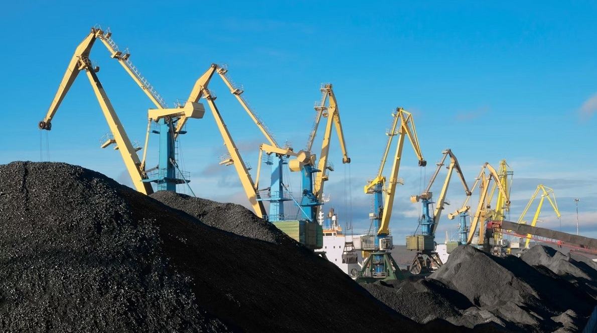 WORLD COAL MARKET EXPORT AND IMPORT OF COAL PRODUCTS, coal supplies: anthracite - the highest grade of coal for industry and energy, hard coal - energy grades for thermal power plants and boiler houses, coking coal - for metallurgy, coal products - coal briquettes, dust, concentrate