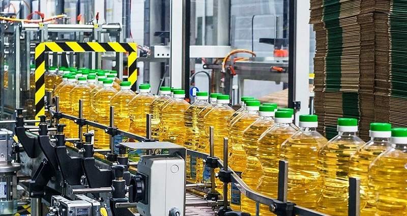 Продажа маслоэкстракционных заводов, маслоцехов по переработке до 100 тонн сырья в сутки, производство подсолнечного, растительного масла, переработка семечки, рапса, сои, масличных культур, рафинация, дезодорация, розлив подсолнечного масла, бутилирование растительных масел ПЭТ-бутылки объемом 0,9 литра; 1 литр; 5 литров, 10 л, производство жмыха, шрота, жома в Краснодарском крае, юге России