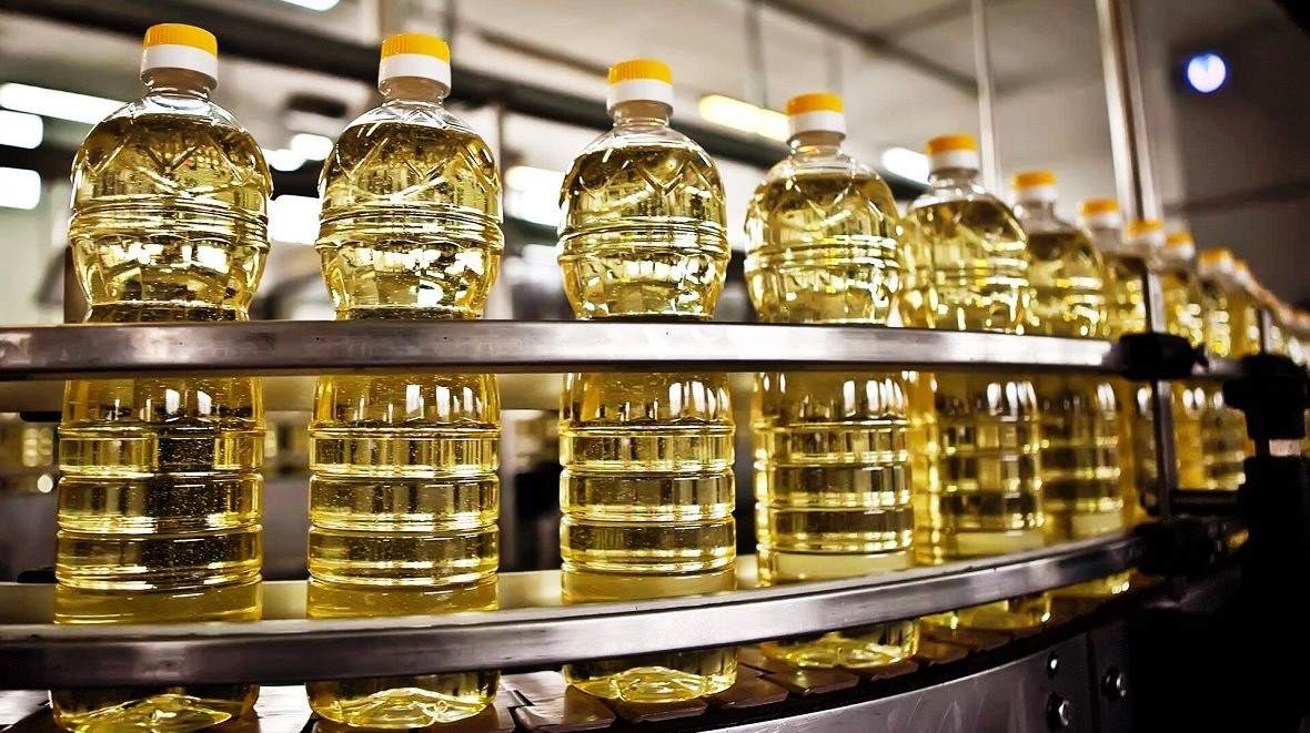 ЗАКАЗАТЬ ОПТОМ ПОДСОЛНЕЧНОЕ МАСЛО С МАСЛОЗАВОДОВ В РОССИИ, Заказ оптом подсолнечного масла в ПЭТ бутылках, наливом с маслозавода на юге России