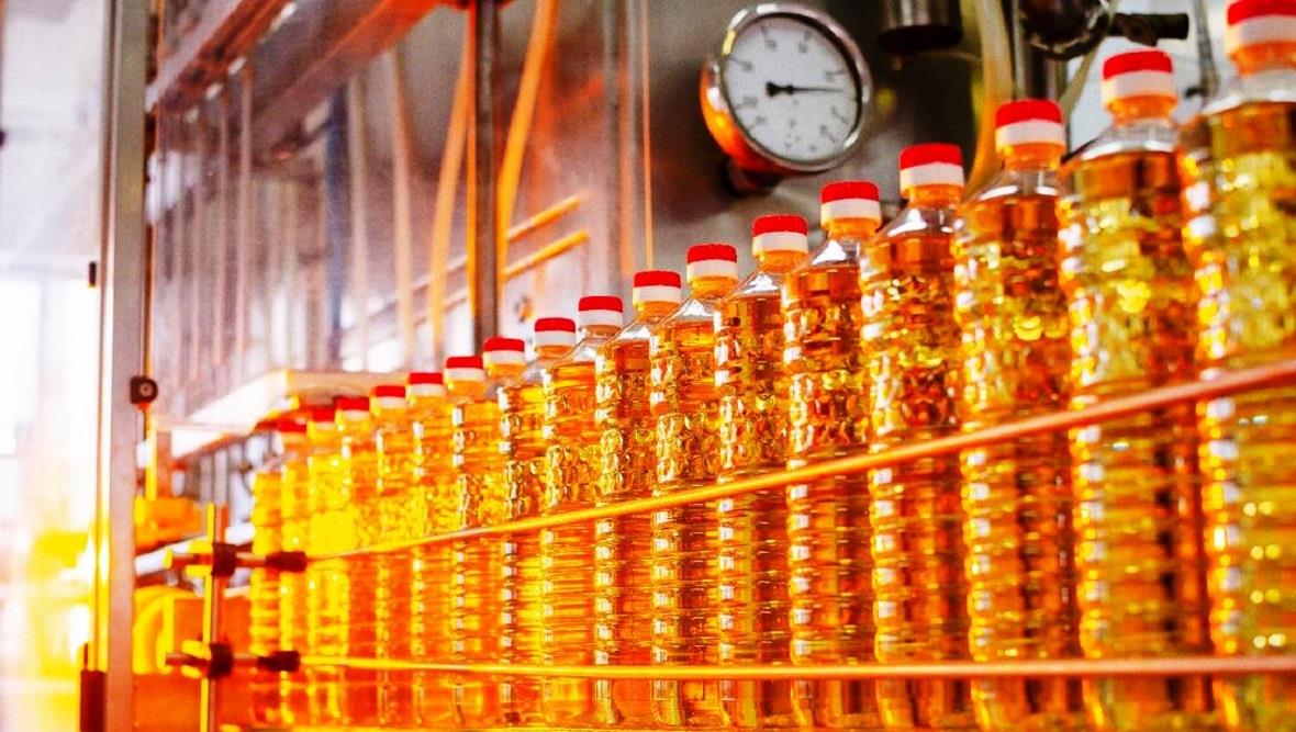 ВЫГОДНО ПРОДАТЬ ПОДСОЛНЕЧНОЕ МАСЛО В РОССИИ, ПРОДАТЬ С ВЫГОДОЙ РАСТИТЕЛЬНЫЕ МАСЛА В РОССИИ, Продать дорого качественное подсолнечное масло, продать быстро оптом подсолнечное масло высшего сорта, реализовать масло оптом на экспорт