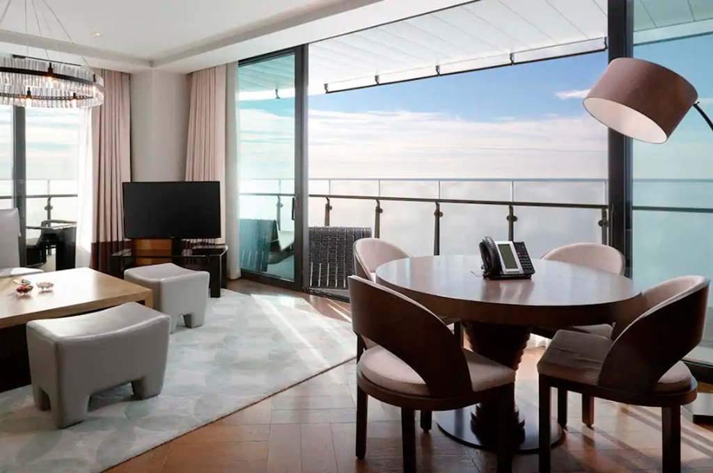 ЗАБРОНИРОВАТЬ АПАРТАМЕНТЫ ЛЮКС КЛАССА HYATT REGENCY SOCHI У САМОГО МОРЯ В KARAT APARTAMENTS СОЧИ, ВИДОВЫЕ АПАРТАМЕНТЫ ДЛЯ ОТПУСКА, БИЗНЕСА В СОЧИ