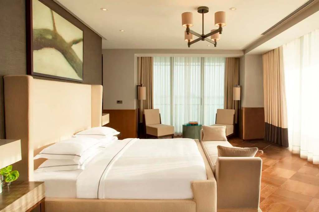 ЗАБРОНИРОВАТЬ ПРЕЗИДЕНСКИЙ ЛЮКС В HYATT REGENCY SOCHI, АРЕНДА ПРЕЗИДЕНСКОГО ЛЮКСА В HYATT REGENCY SOCHI, БРОНИРОВАНИЕ ПРЕЗИДЕНСКИХ ЛЮКСОВ В СОЧИ KARAT APARTAMENTS СОЧИ
