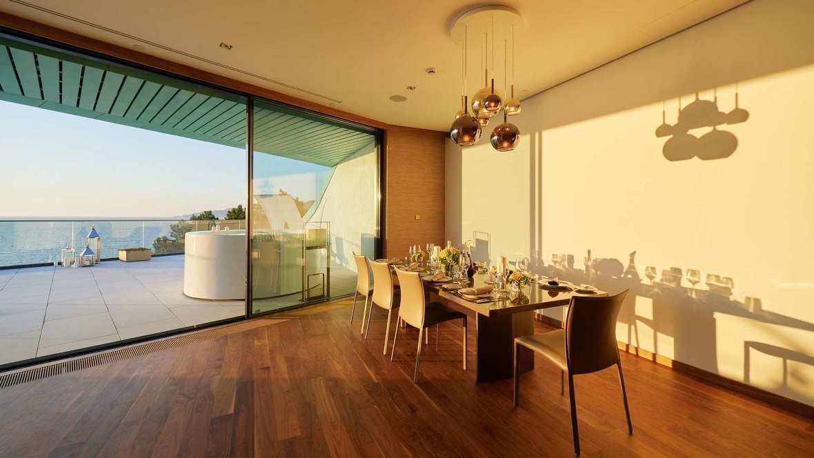 ������� ������������ DE LUXE � ���� � ���� �REEF RESIDENCE� ����, ������ ����������� DE LUXE � ��������� � ��� �������� � ����