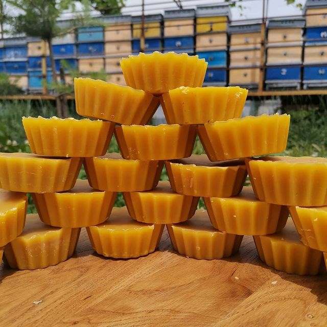         ,     ,   ,  ,  ,