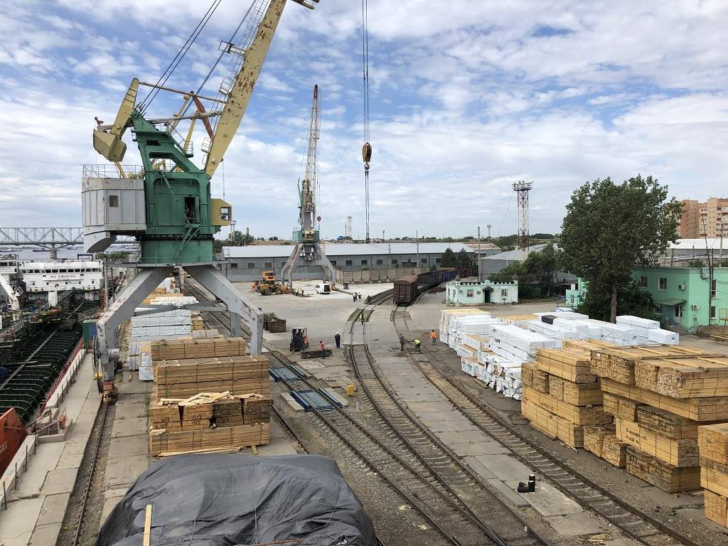 Купить АСТРАХАНСКИЙ МОРСКОЙ ПОРТ, продажа ПОРТА, продаются портовые территории в г. Астрахань, продажа причальных стенок в Астрахани, купить бизнес действующий порт, Астрахань